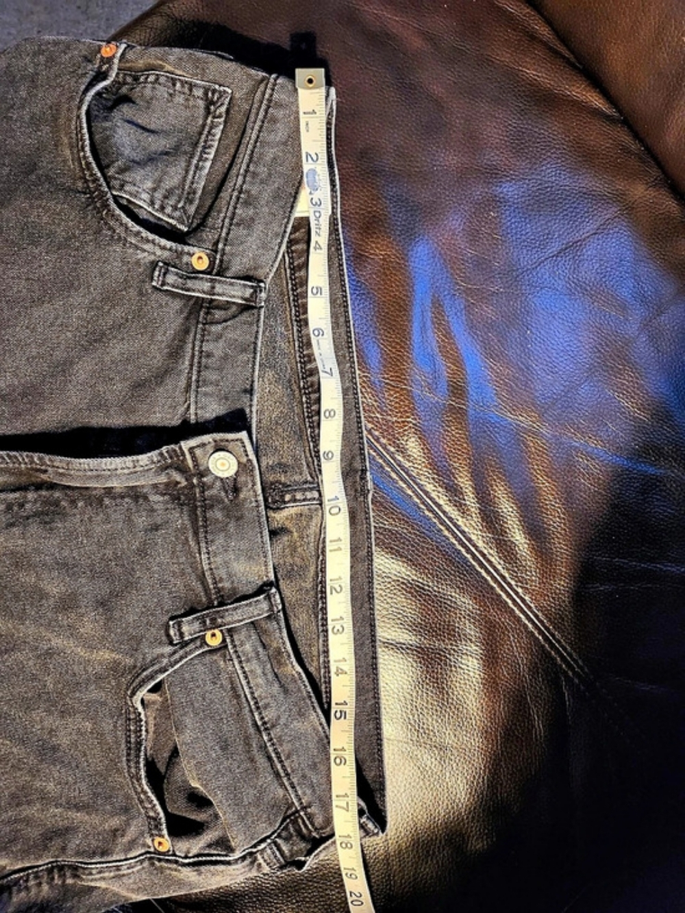 GAP '90s Loose Mid Rise Straight Leg Jeans Size 33 / 16T - Picture 9 of 9
